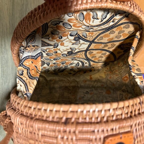Crossbody Shoulder Rattan Bag Handmade in Bali Coastal Chic Boho - Picture 14 of 16
